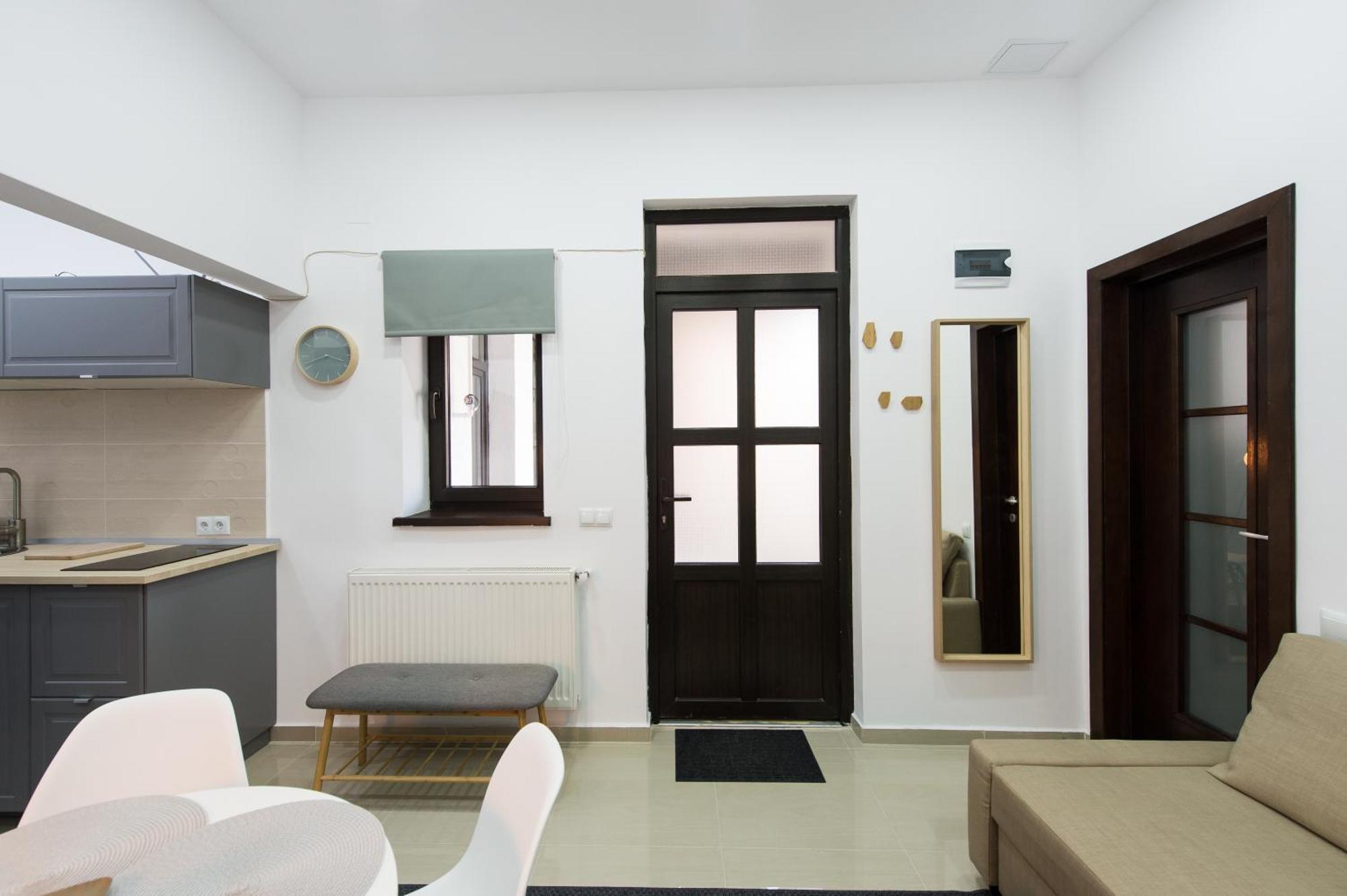 Apartmán Gorgeous Brasov Flat With Patio And Mountain Views Exteriér fotografie